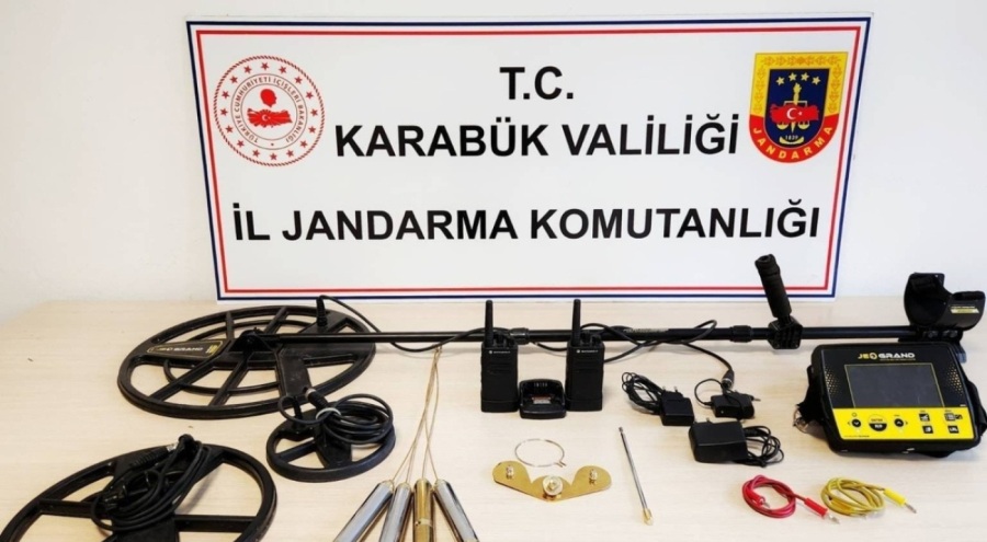 Define arayan 5 kişi suçüstü