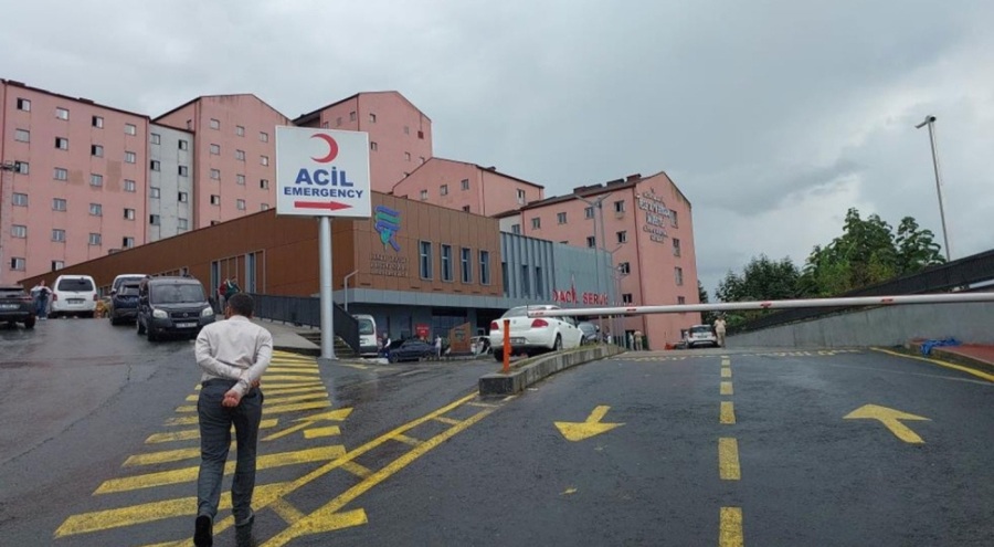 Merdiven boşluğuna düşen 14 yaşındaki çocuk hayatını kaybetti