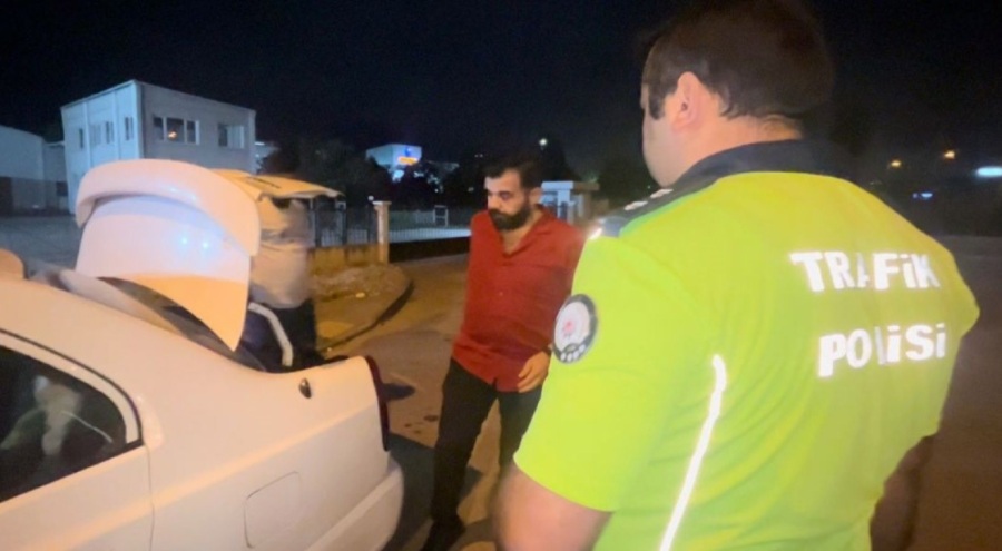 Bursa'da alkol kontrolünde pes dedirten olay!