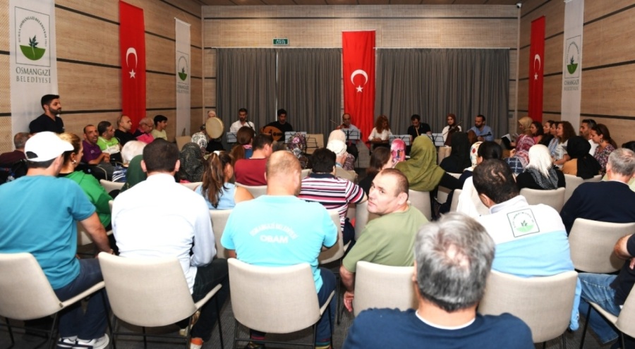 Bursa Osmangazi Belediyesi 21 Eylül Dünya Alzheimer Günü'nü unutmadı