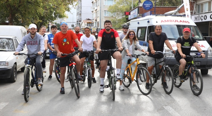 Bursa Mudanya Belediyesi Avrupa Hareketlilik Haftası'nı bisiklet turlarıyla kutladı