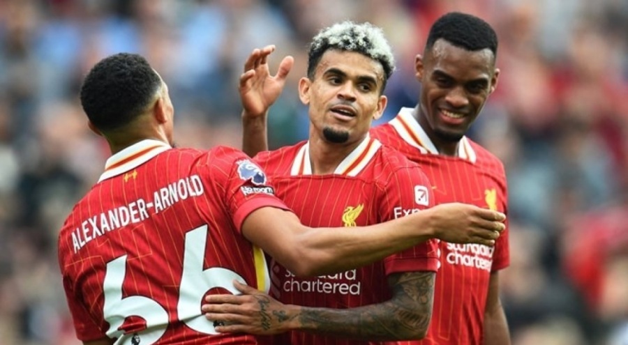 Liverpool, Bournemouth'u 3 golle geçti