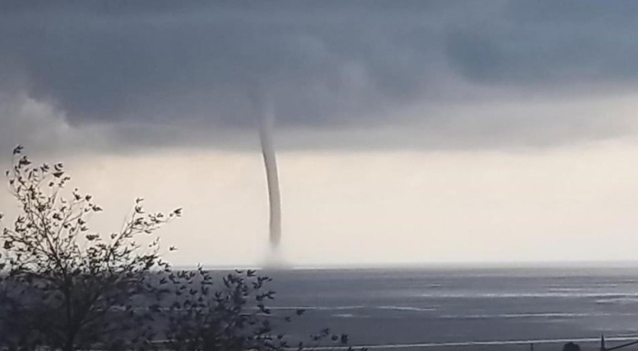 Mersin'de aynı anda 6 hortum oluştu