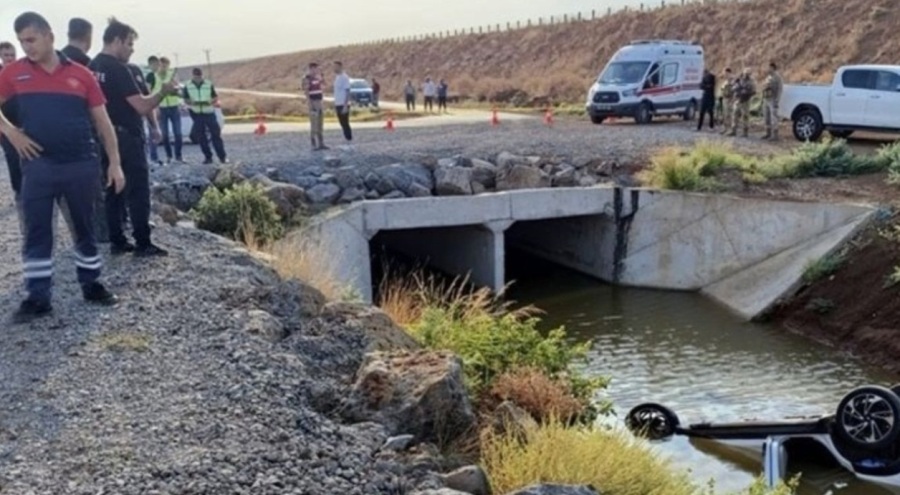 Mardin'de bir araç sulama kanalına devrildi! 3 kişi öldü