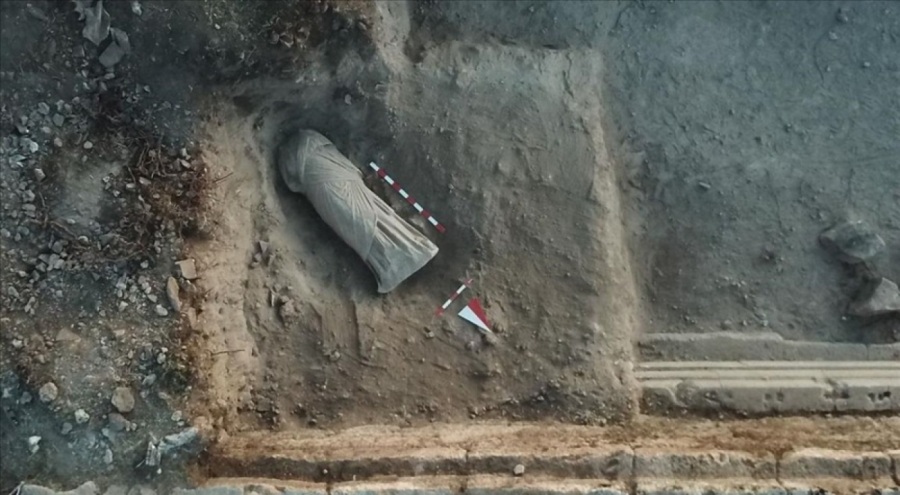 Blaundos Antik Kentinde Roma dönemine ait kadın heykeli ortaya çıktı