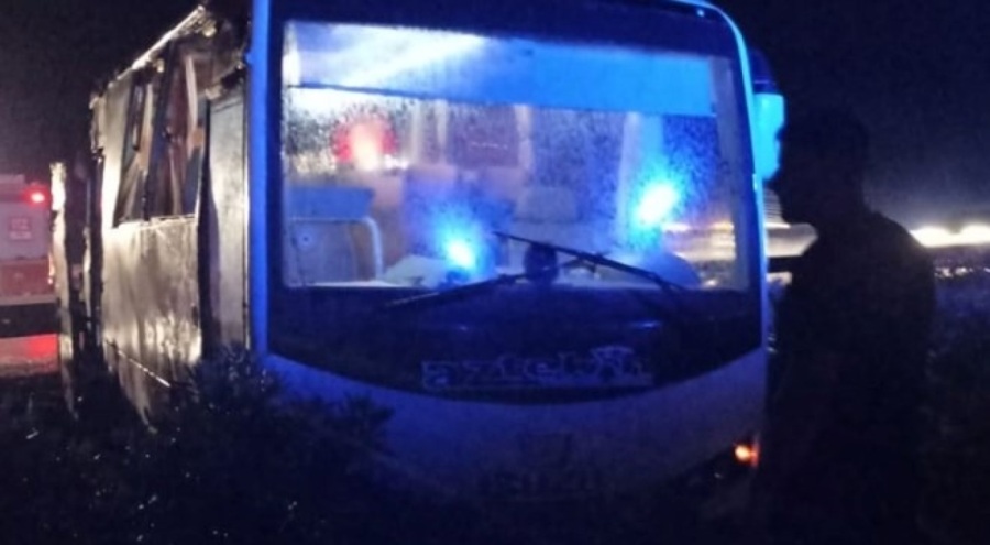 Gaziantep'te tur otobüsü devrildi! 20 yaralı