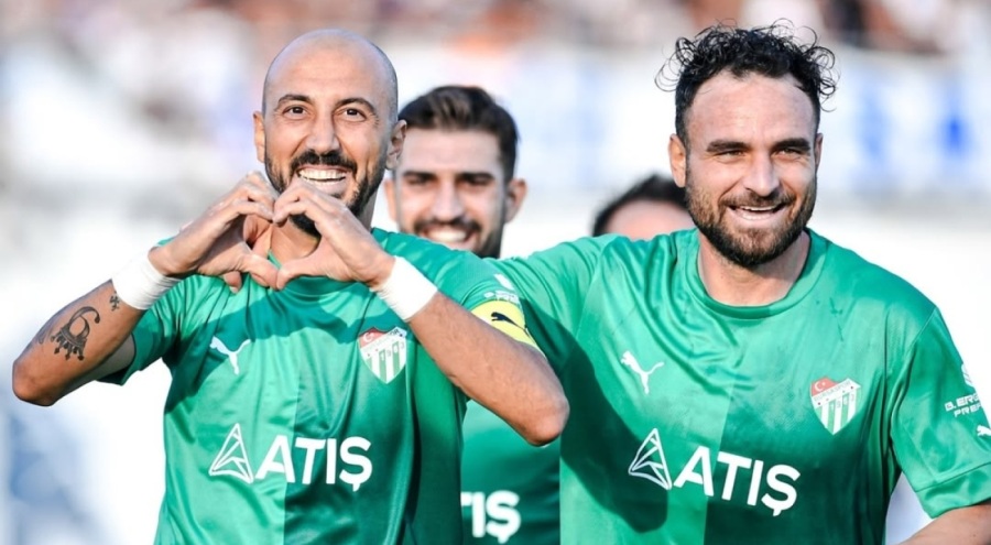 Bursaspor, Ergene Velimeşe Spor'u 3-0 mağlup etti!