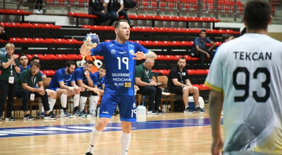 Nilüfer Belediyespor, deplasmanda Konya Büyükşehir Belediyesi Spor Kulübü mağlup etti