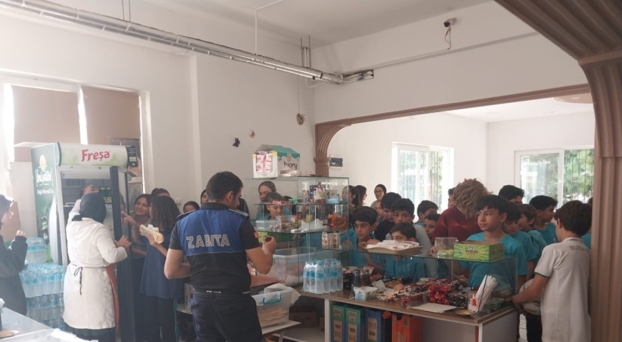 Bursa'da zabıtadan okul kantinlerine denetim