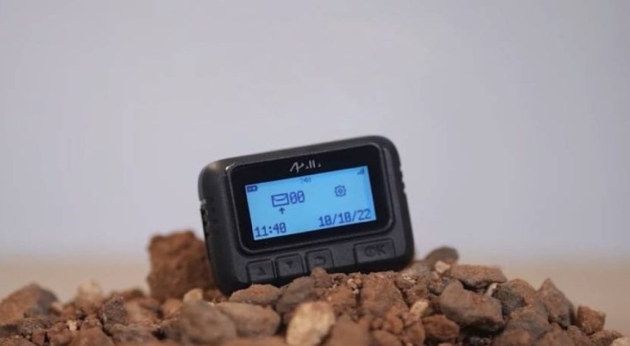 İran Devrim Muhafızlarını korku saldı: "Her çeşit iletişim cihazı yasaklandı"