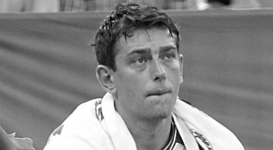 Eski milli basketbolcu Asım Pars hayatını kaybetti