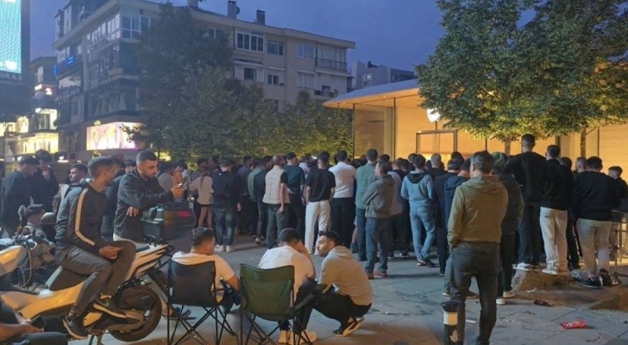 iPhone 16 karaborsaya düştü