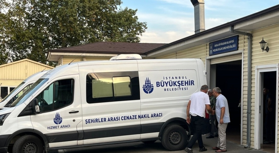 5. kattan düşen fenomen Kübra Aykut'un cenazesi Bursa'ya getirildi