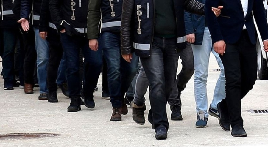 Balıkesir ve Aydın'da tefecilere yönelik operasyon düzenlendi