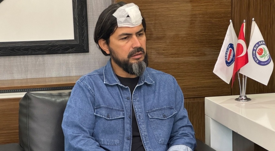 Bir veli öğretmeni darp etti!