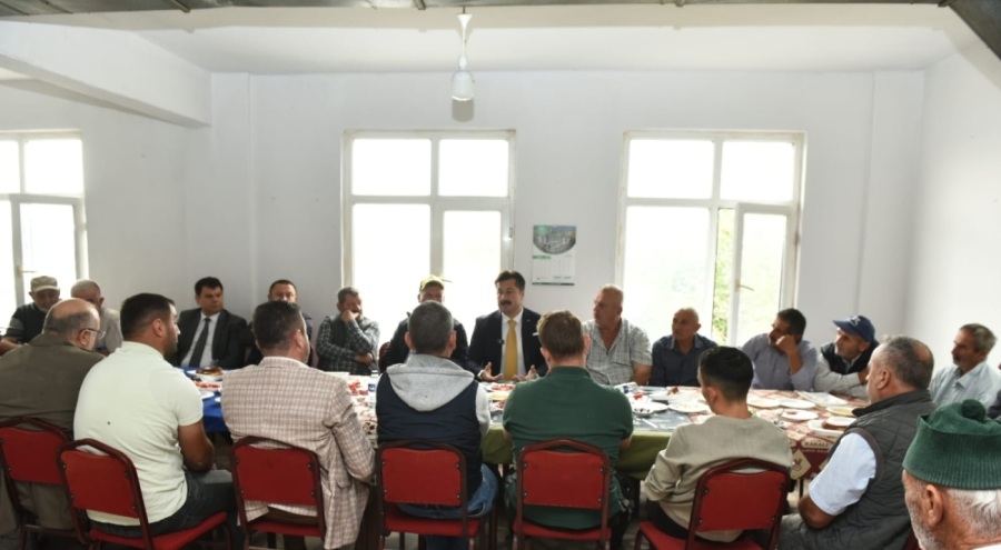 Yenişehir Belediye Başkanı Ercan Özel kırsal mahalle ziyaretlerine devam ediyor