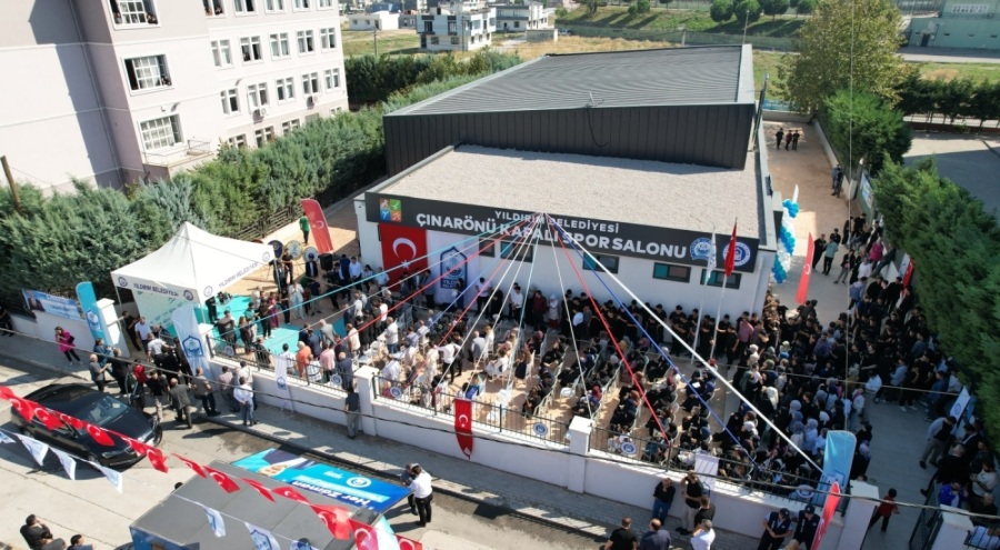 Bursa'da Çınarönü Kapalı Spor Salonu hizmete girdi