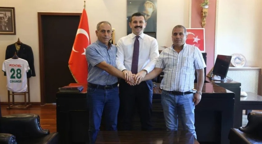 Tunceli'de 15 yıldır küs olan kardeşleri kaymakam barıştırdı