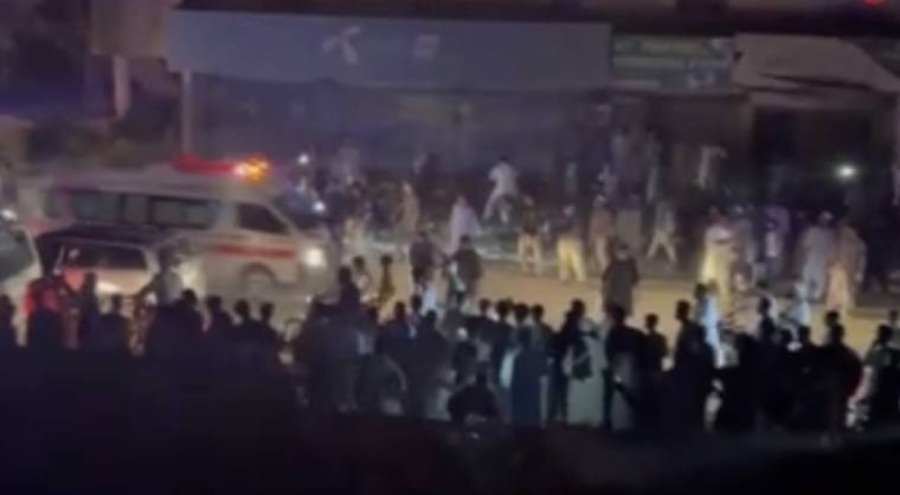 Pakistan'da karakolda patlama! 2 ölü, 33 yaralı