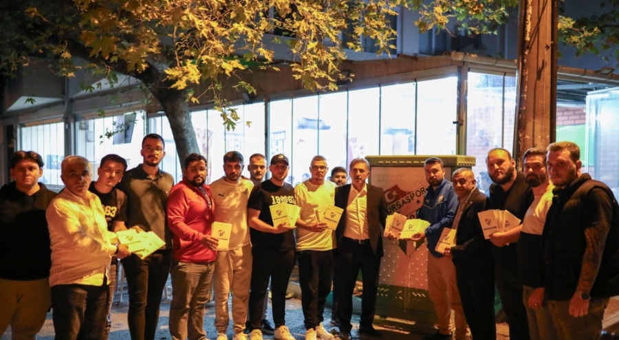 Gemlik Belediye Başkanı Şükrü Deviren'den Bursaspor taraftarına hediye