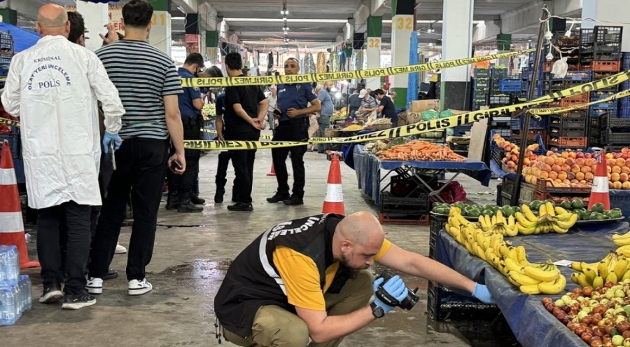 Husumetlisi tarafından kalbinden bıçaklanarak öldürüldü