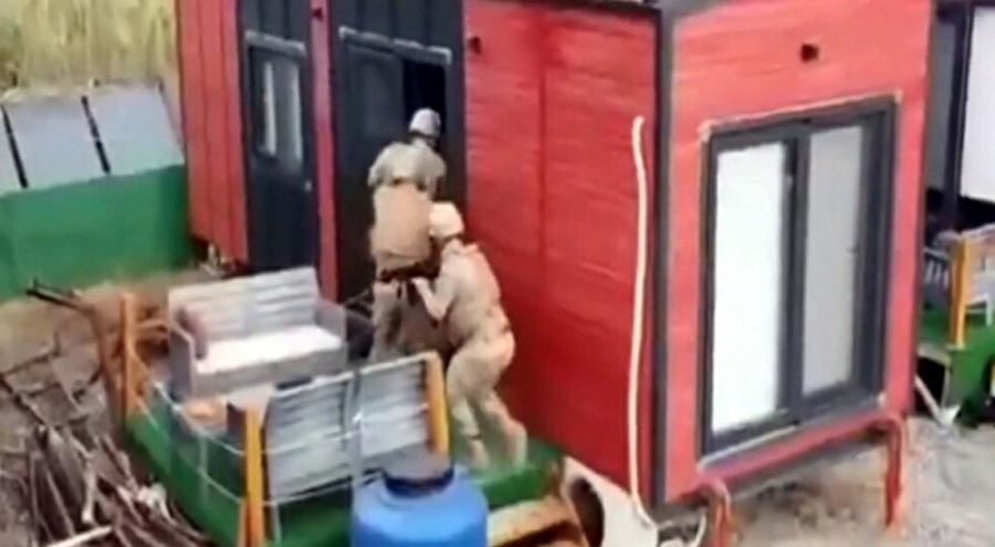 Kuyu-29 Operasyonu'nda 8 tutuklama! Çok sayıda muhimmat ele geçirildi