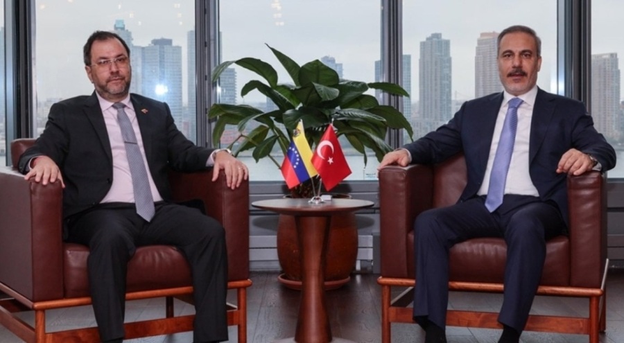 Bakan Fidan, Venezuela Dıs&#807;is&#807;leri Bakanı Gil ile görüştü