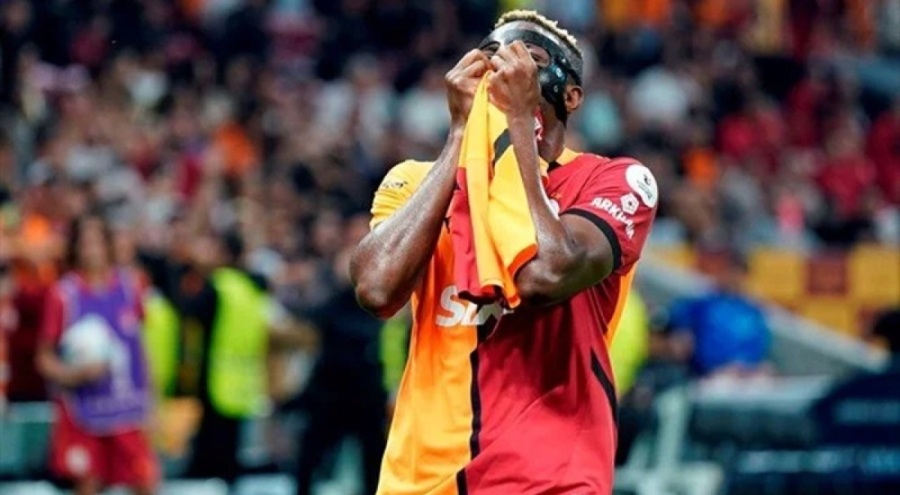 Galatasaray'a Osimhen'den kötü haber!