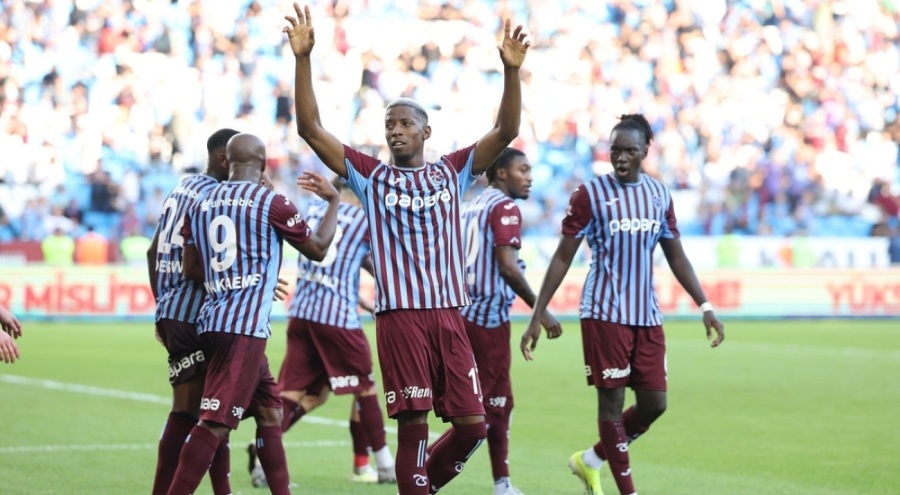 Trabzonspor, ilk galibiyetini aldı