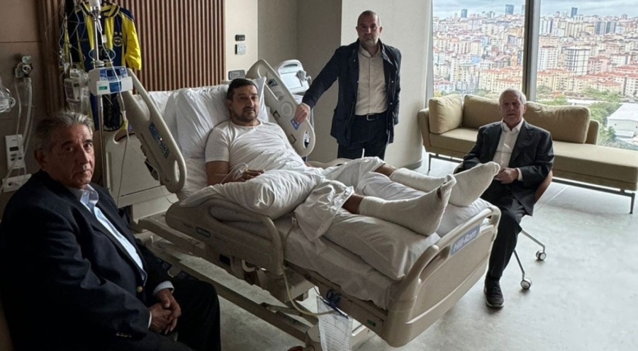 Aziz Yıldırım, Serhat Akın'ı ziyaret etti