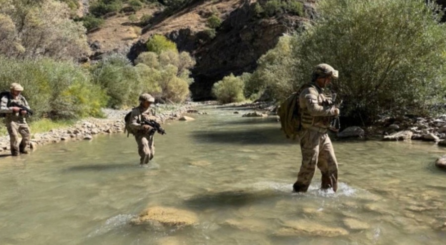 Tunceli'de Büyük Sonbahar Operasyonu! 13 mağara ve 17 sığınak imha edildi