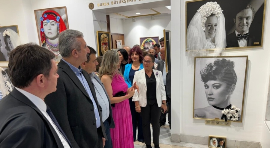 Bursa'nın kozası Yeşilçam aktörlerinin fotoğraflarıyla birleşti