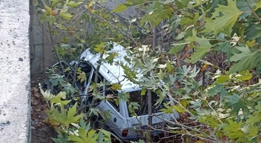 Otomobil dereye uçtu: 1 yaralı