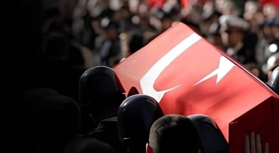 Ağrı'da askeri araç devrildi! 1 asker şehit oldu