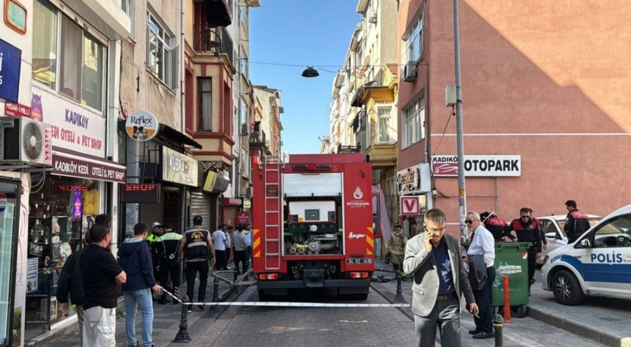 Apartman dairesinde patlama! 1 yaralı