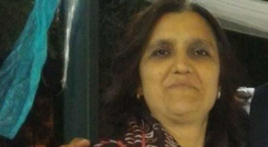 İki çocuk annesi evinde iple asılı halde bulundu