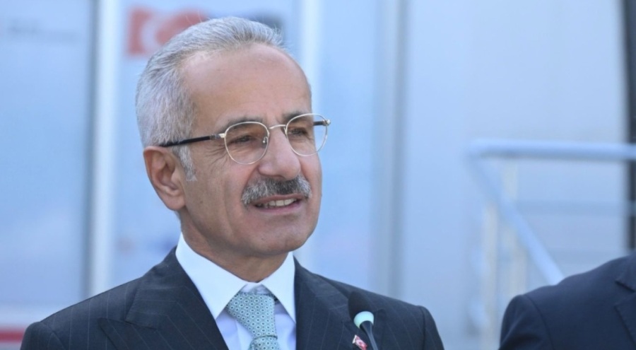 Ulaştırma ve Altyapı Bakanı Uraloğlu'ndan Bursa'ya 2 yeni iç hat müjdesi