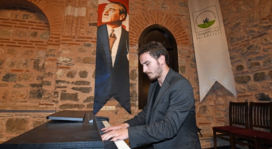 Osmangazi'de Oda Orkestrası Klasik Esintiler konseri yapıldı
