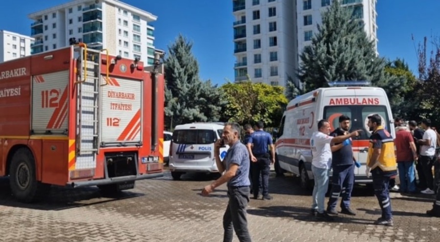 10 katlı binada yangın çıktı! Çok sayıda kişi hastanelik oldu