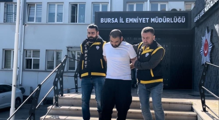 Bursa'da yanlışlıkla başka kişiyi öldüren zanlı tutuklandı!