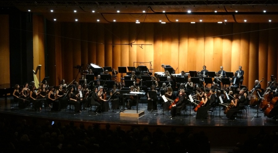 Bursa, harika bir konserle senfoni sezonuna "merhaba" dedi