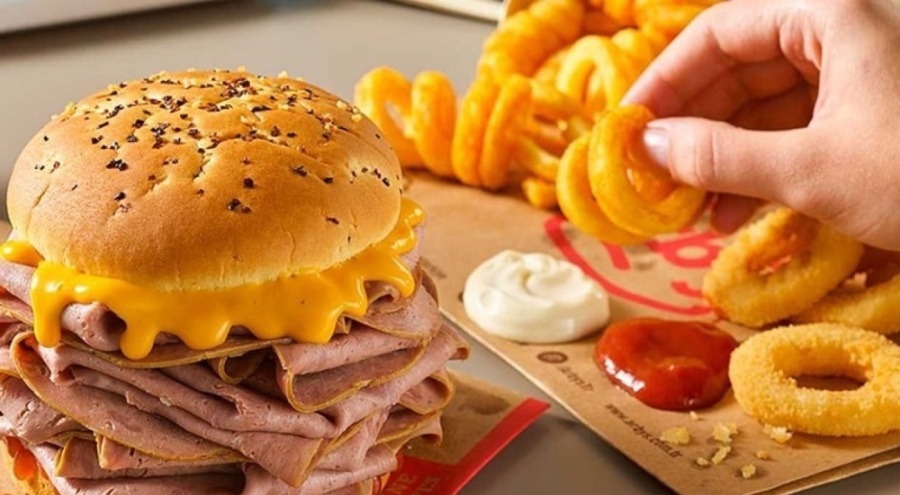 Ünlü hamburger zincirinden "sağlık" skandalı!