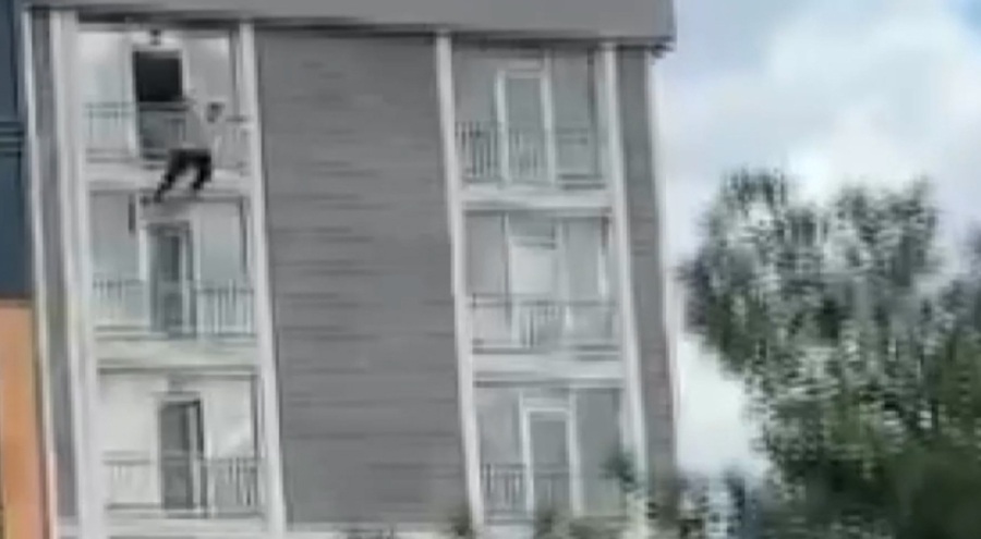 22 yaşındaki genç KYK yurdunun penceresinden aşağı atladı!