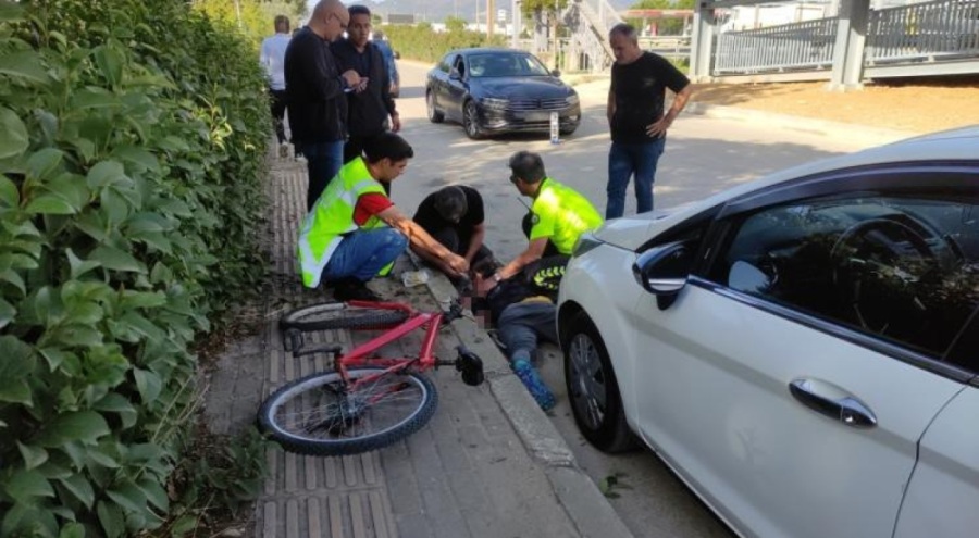 Bursa'da otomobil bisikletli çocuğa çarptı: 1 ağır yaralı
