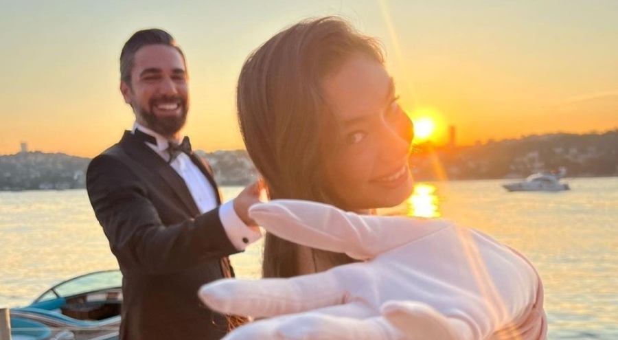 Neslihan Atagül'den yeni hamilelik pozu