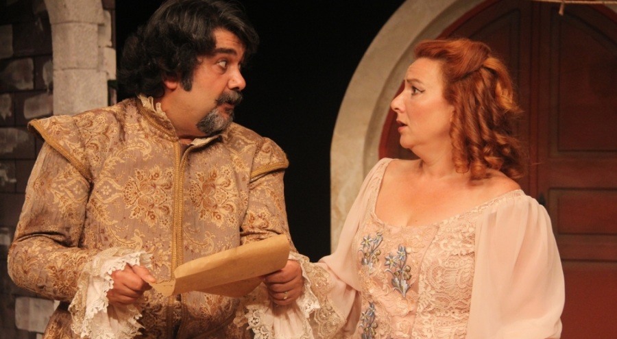 Bursa'da "Tarla Kuşuydu Juliet" 5'inci sezonunda tiyatroseverlerle buluşuyor