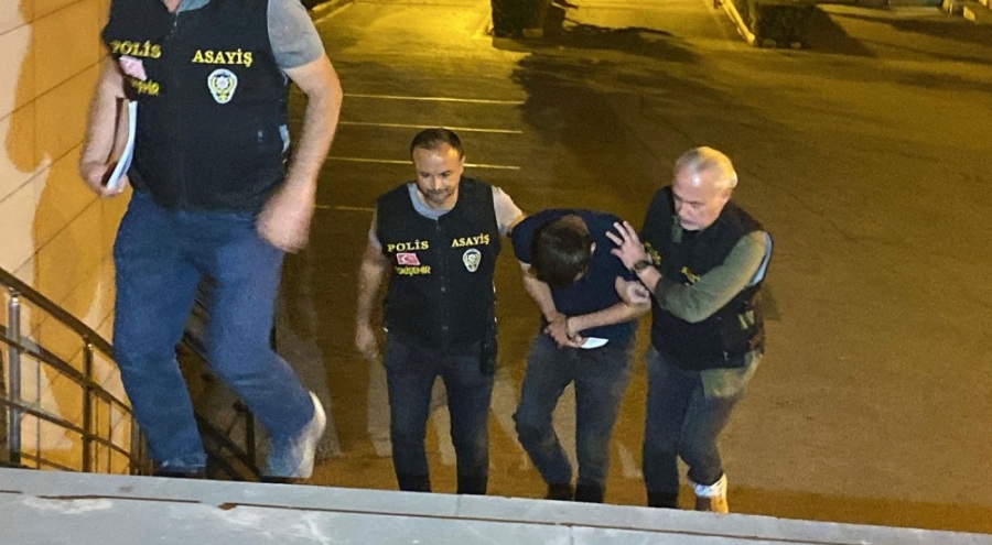 25 milyon liralık altını toplayıp kaçan kuyumcu yakalandı