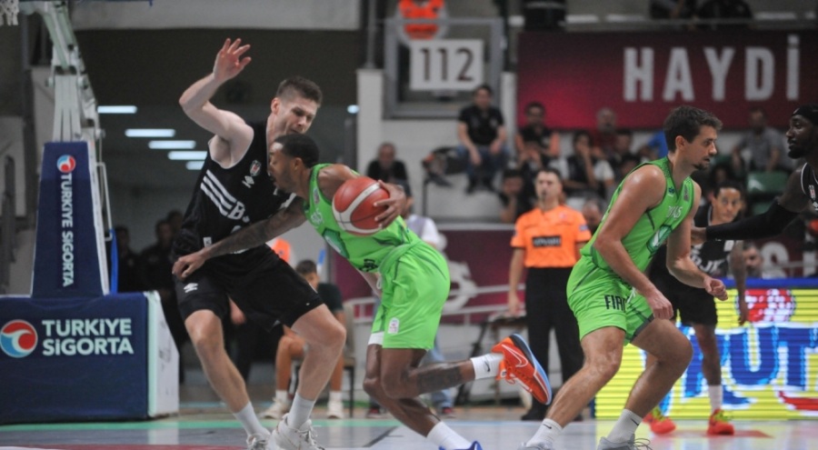 TOFAŞ, Beşiktaş Fibanka'yı yendi