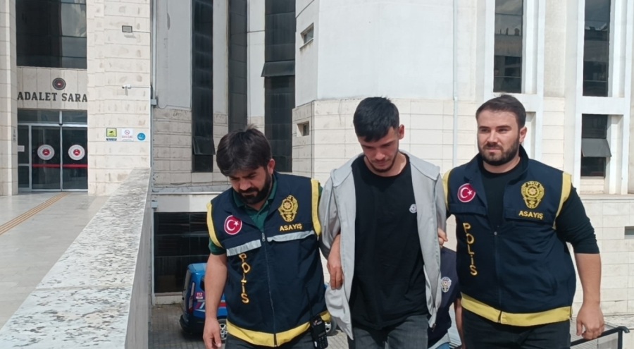 Hastanede tedavi gören kişi husumetlisi tarafından tabancayla vurularak öldürüldü!