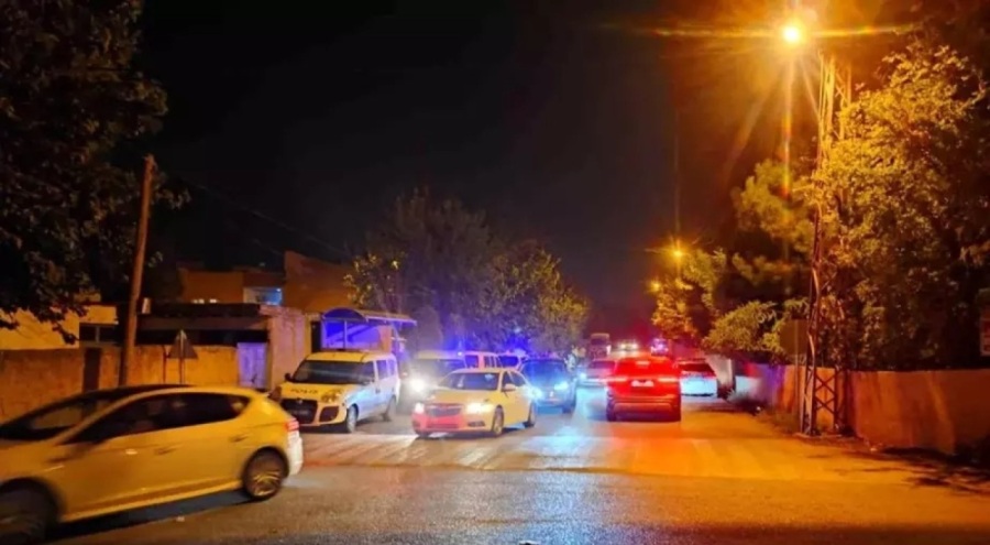 'Dur' ihtarine uymayan sürücü, motosikletli polise çarptı!